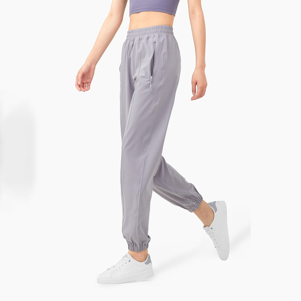LOOSE TRAINING TROUSERS - S / GRAY